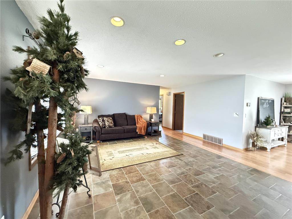 111 Buckeye Drive Montevideo MN 56265 7066577 image3