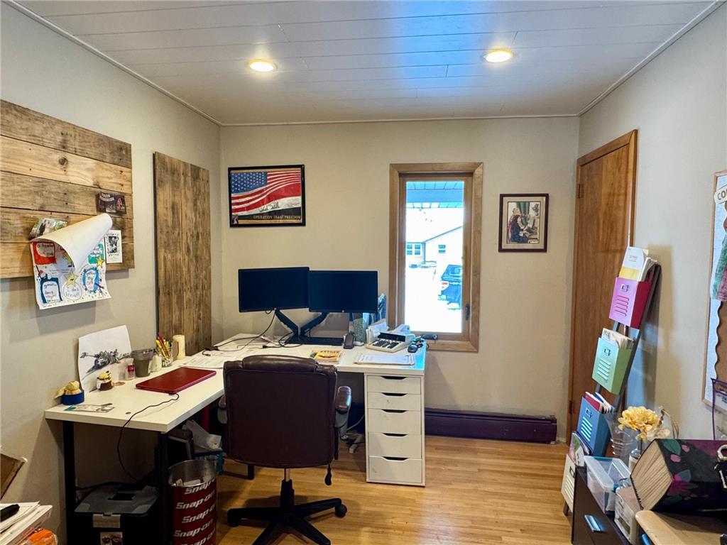 111 Cherry Avenue Bird Island MN 55310 6821899 image10