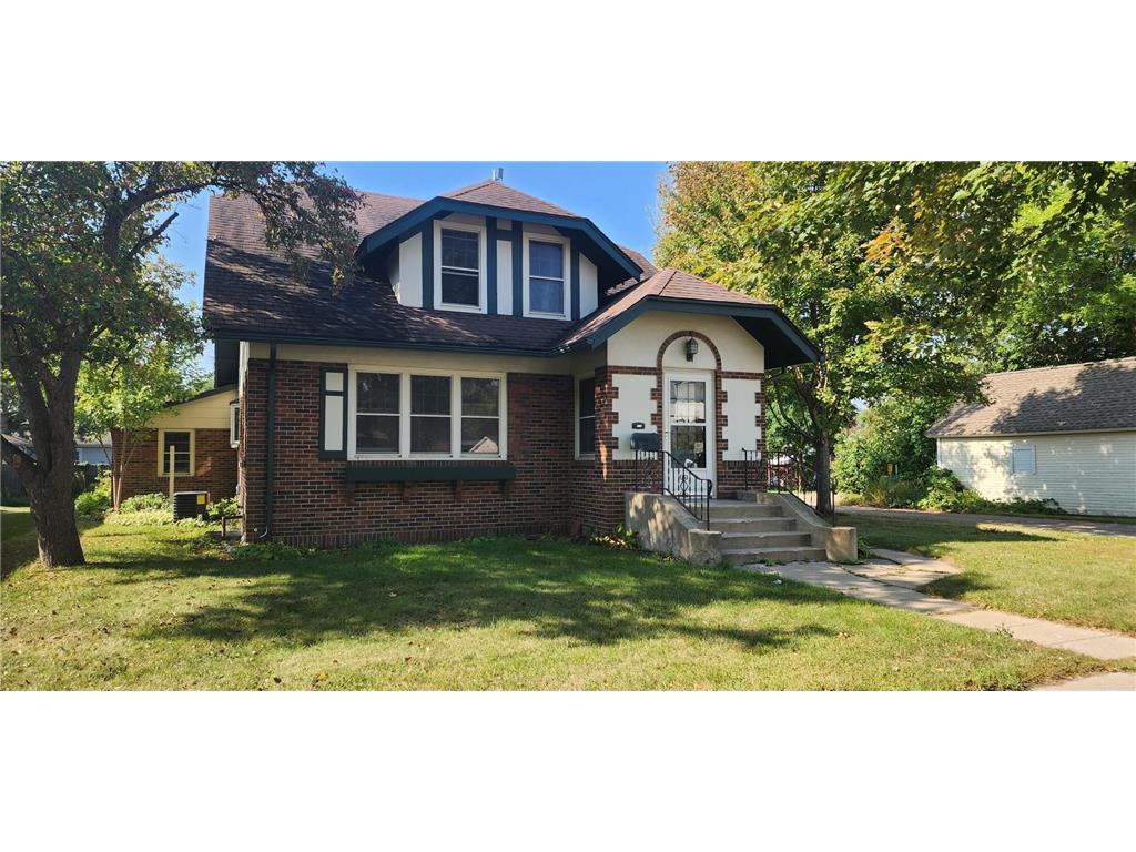 111 Colfax Avenue SW Wadena MN 56482 6463865 image1