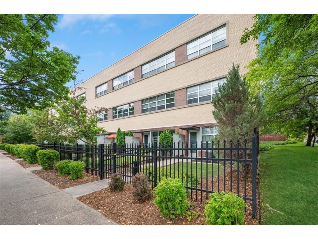 111 E Franklin Avenue #102 Minneapolis MN 55404 6407956 image1