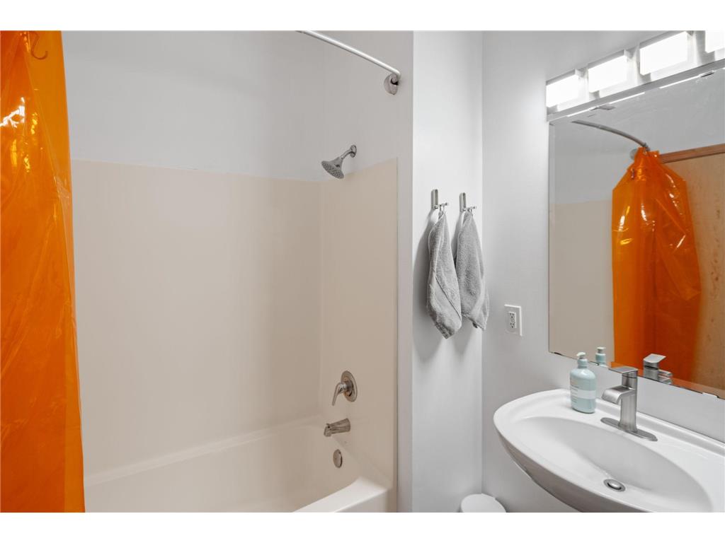 111 E Franklin Avenue #316 Minneapolis MN 55404 6823031 image19