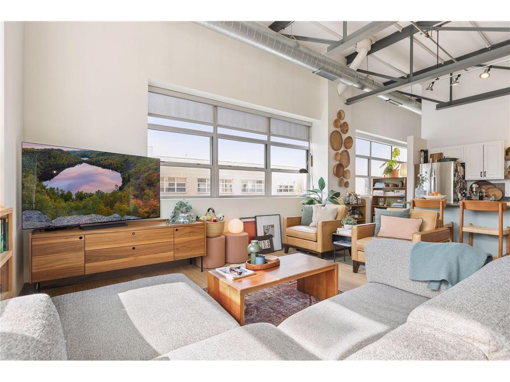 111 E Franklin Avenue #320 Minneapolis MN 55404 7030275 image10