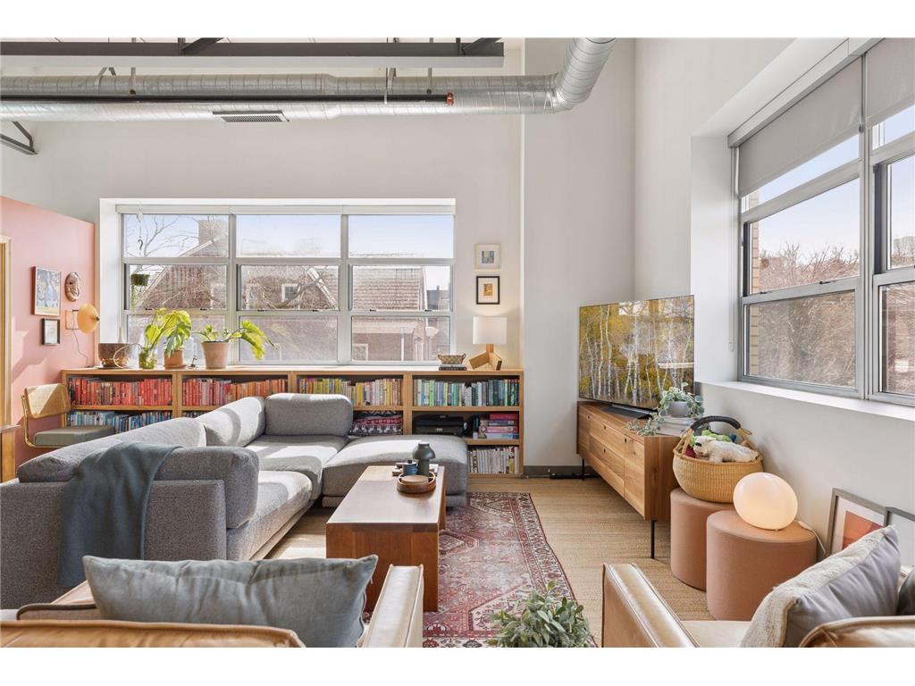 111 E Franklin Avenue #320 Minneapolis MN 55404 7030275 image12
