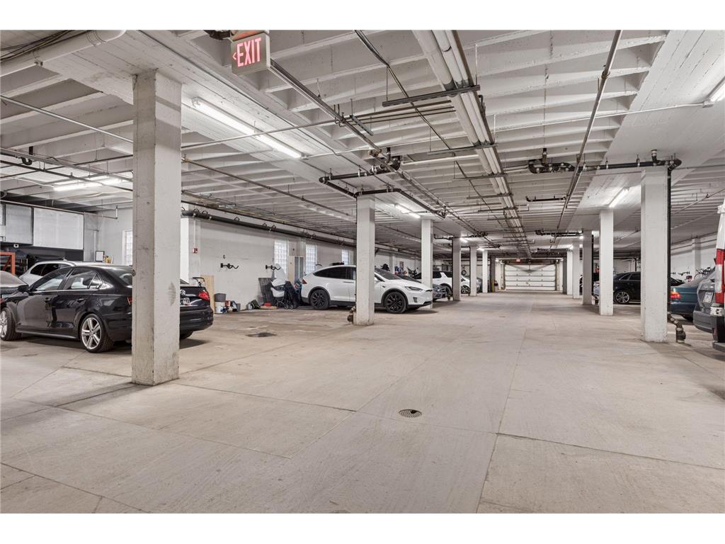 111 E Franklin Avenue #320 Minneapolis MN 55404 7030275 image31