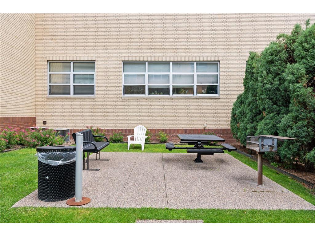 111 E Franklin Avenue #320 Minneapolis MN 55404 7030275 image36