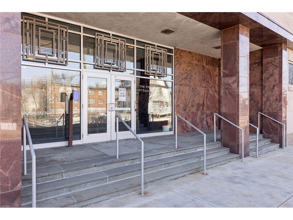 111 E Franklin Avenue #320 Minneapolis MN 55404 7030275 image5