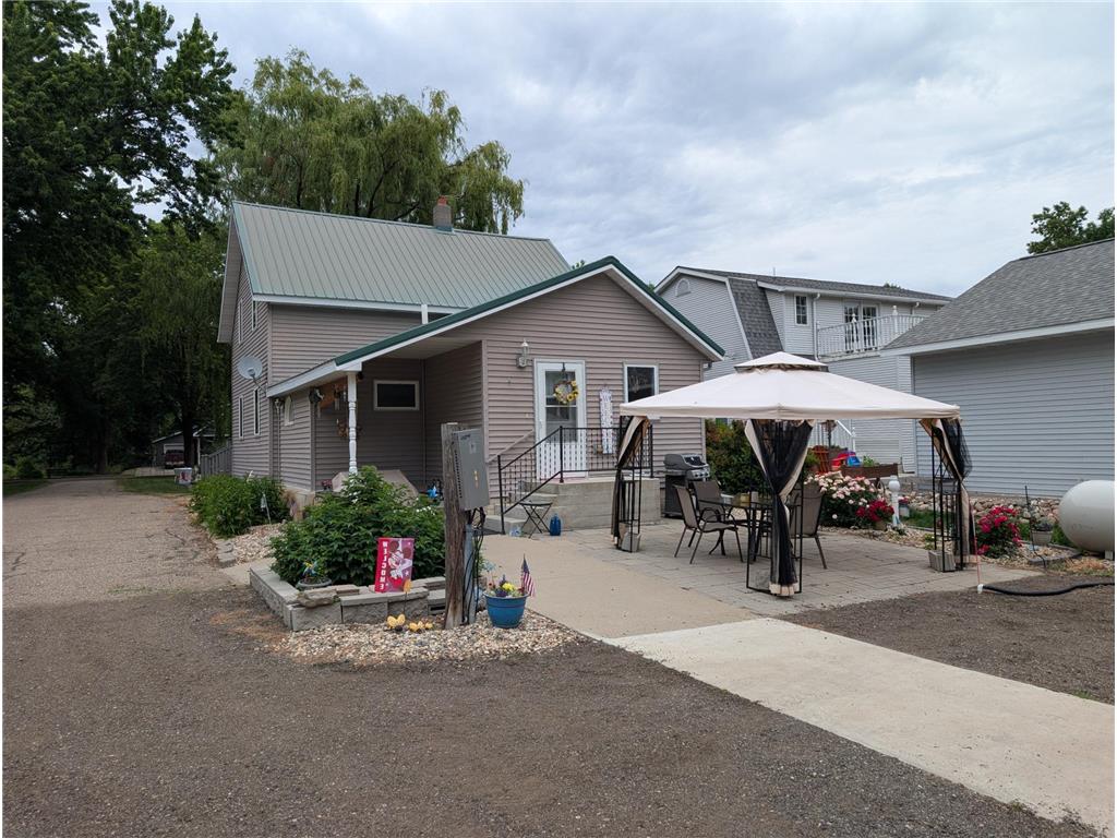 111 E Lyon Street Minneota MN 56264 7100486 image1