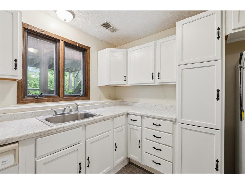 111 Franklin Avenue SW Watertown MN 55388 6818312 image22