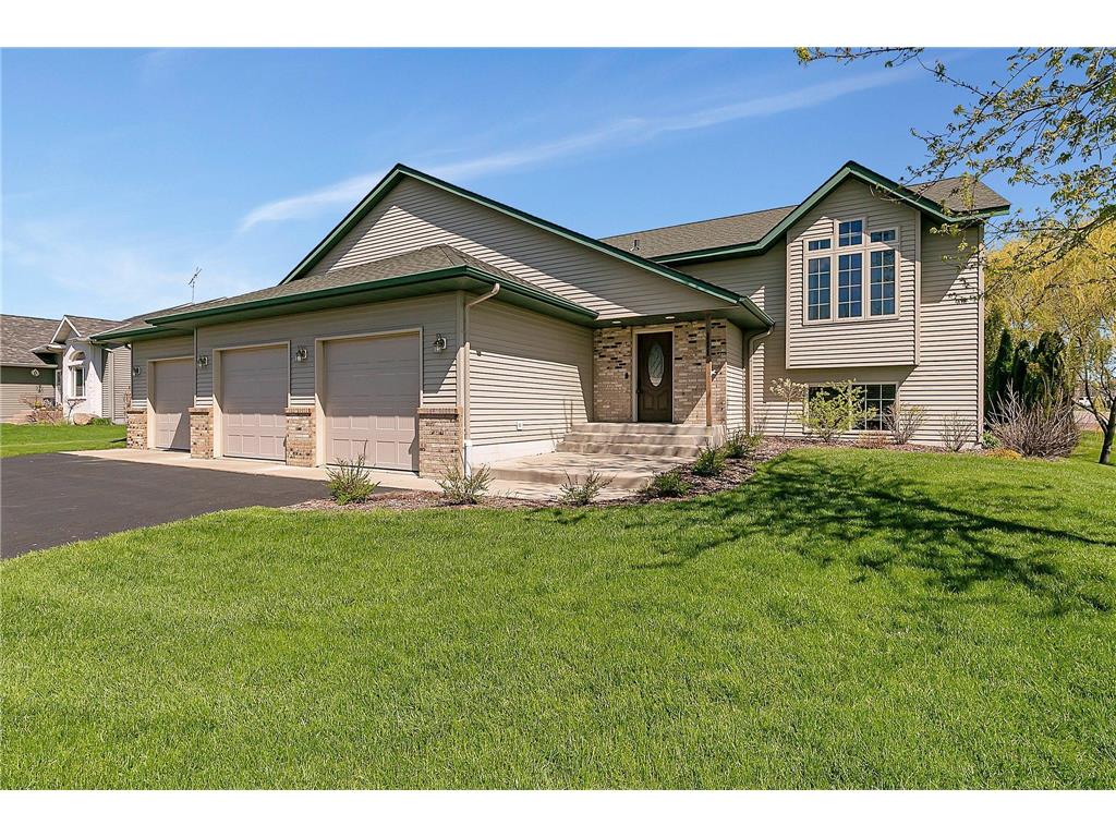 111 Golfview Drive Albany MN 56307 6196336 image1