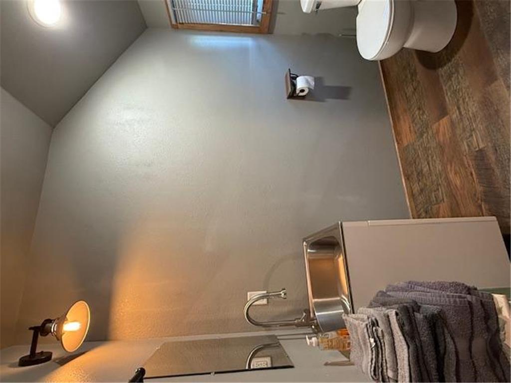 111 Grove Street E Caledonia MN 55921 6789259 image19