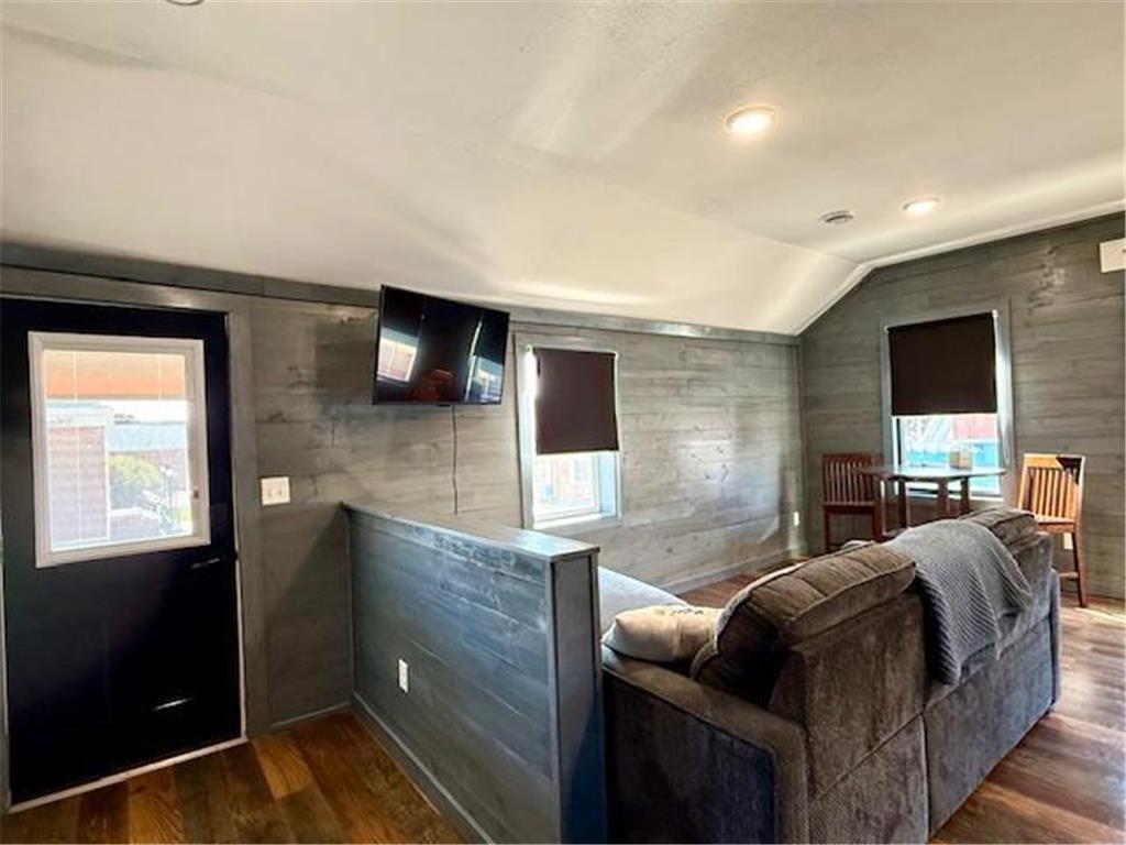 111 Grove Street E Caledonia MN 55921 6789259 image24