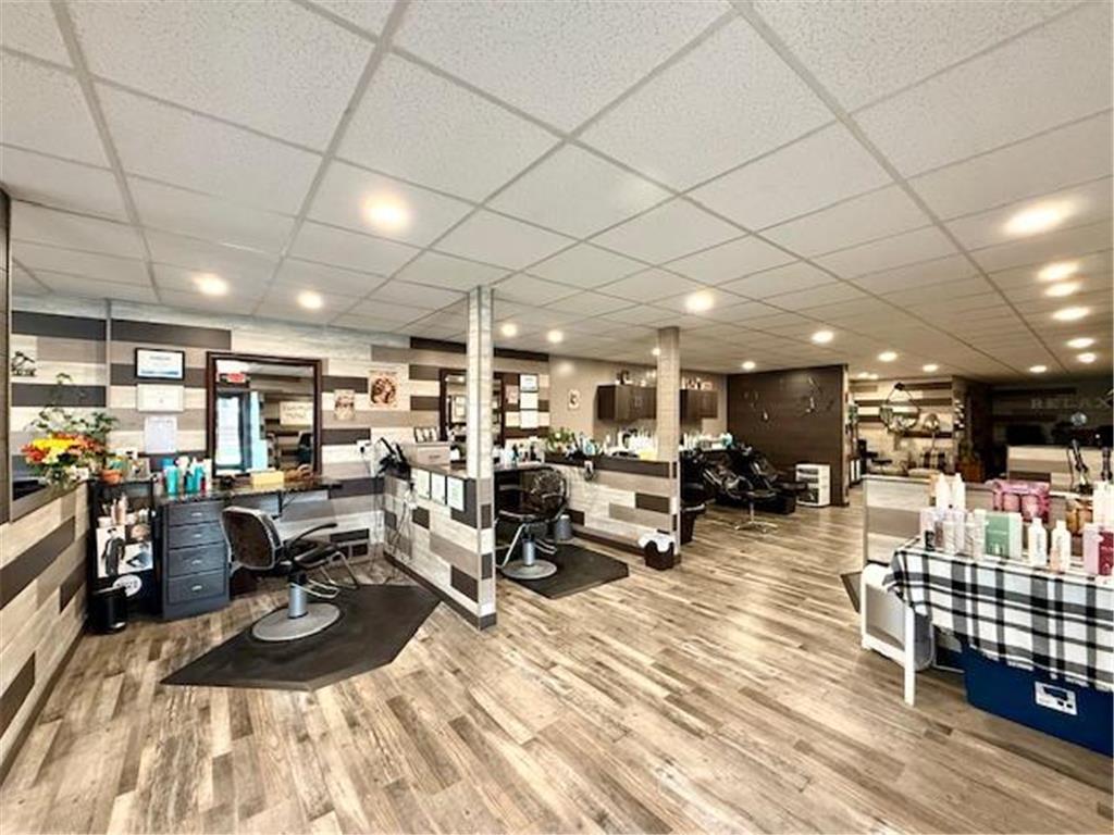 111 Grove Street E Caledonia MN 55921 6789259 image40