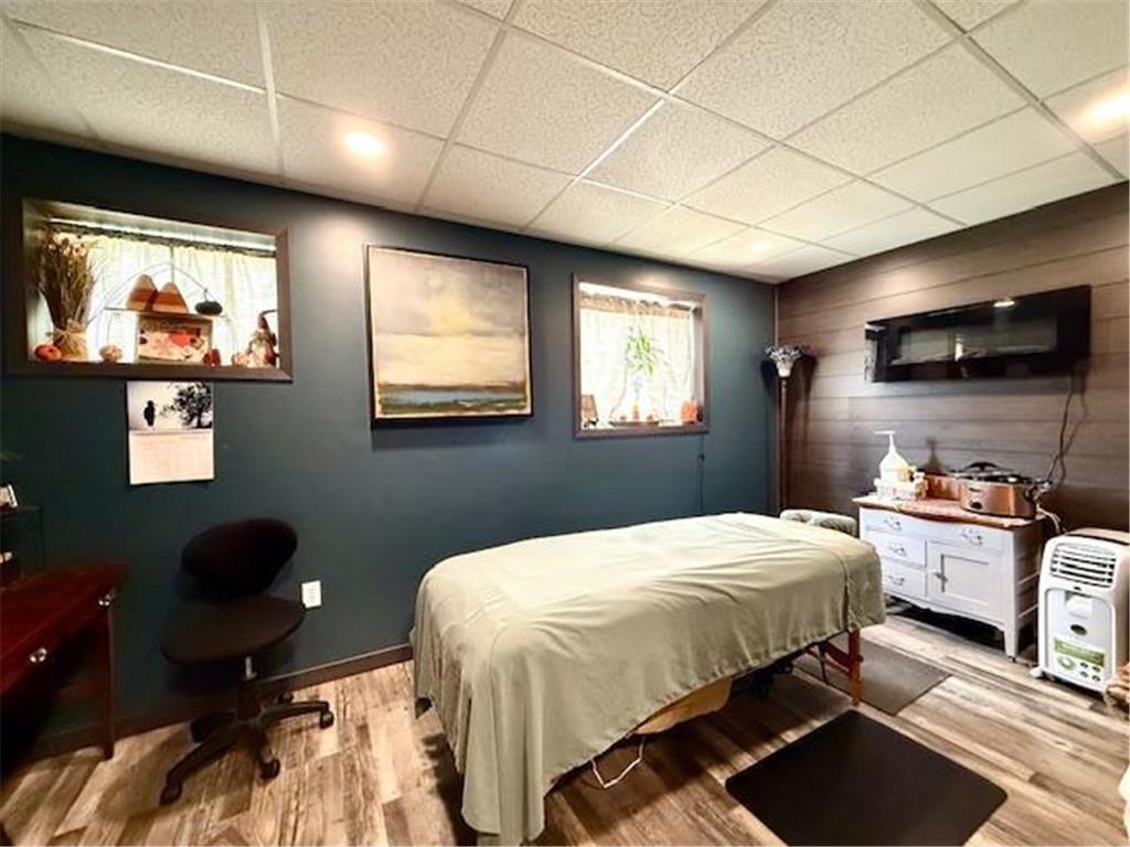 111 Grove Street E Caledonia MN 55921 6789259 image44