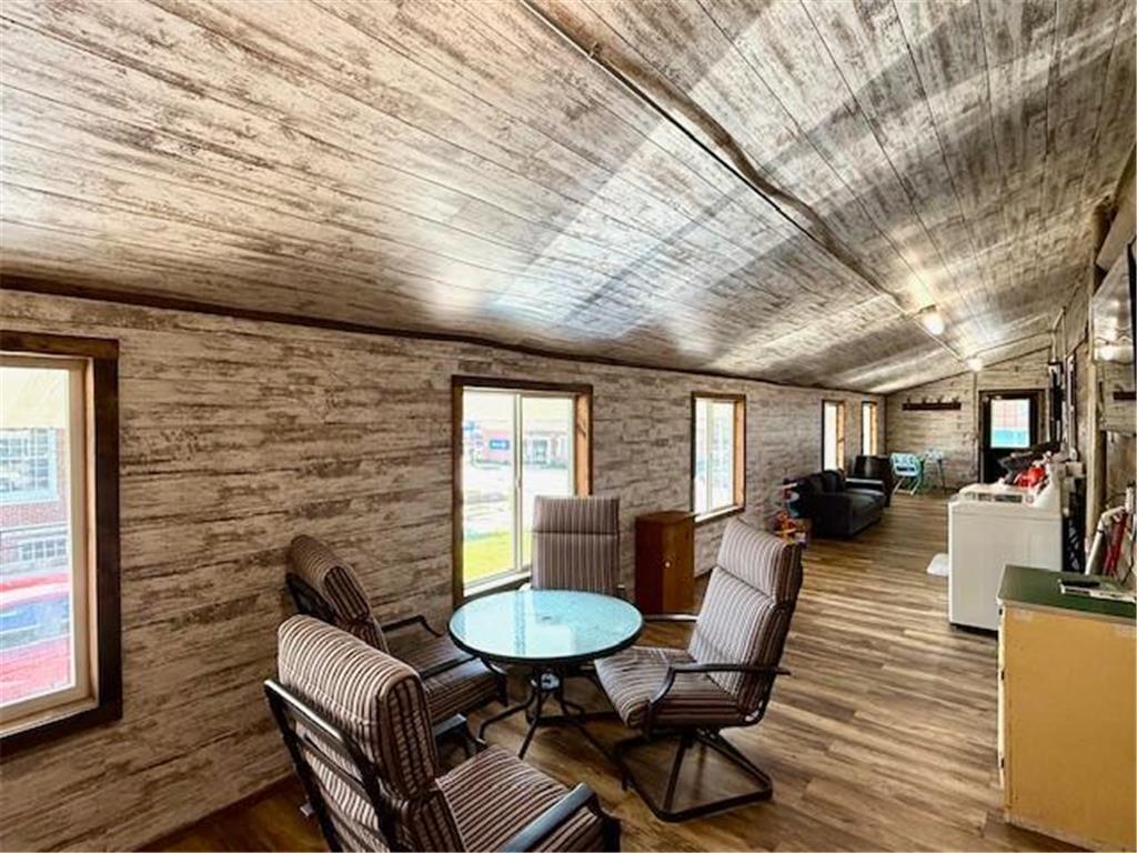 111 Grove Street E Caledonia MN 55921 6789259 image5