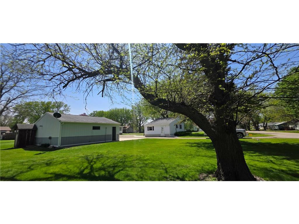 111 Hague Avenue N Hollandale MN 56045 7073743 image21
