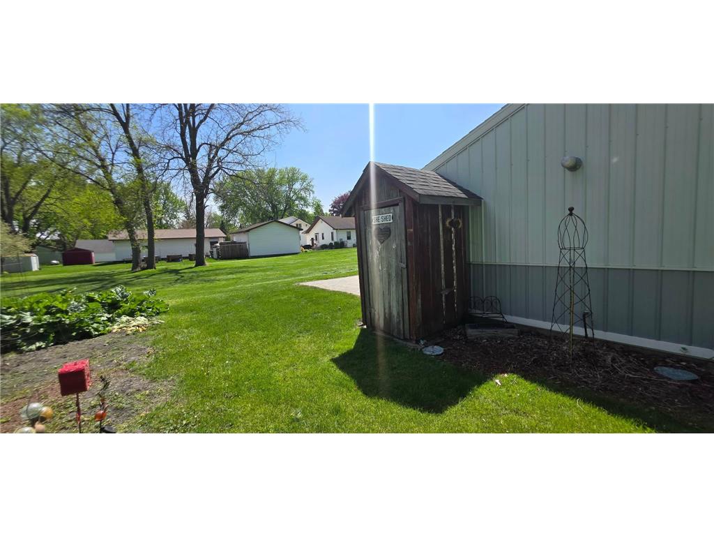111 Hague Avenue N Hollandale MN 56045 7073743 image5