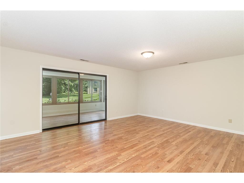 111 Imperial Drive W #107 West Saint Paul MN 55118 6743875 image1