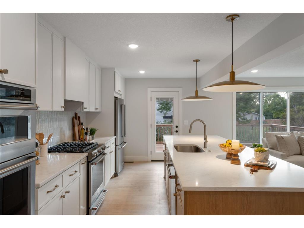 111 King Hill Road Golden Valley MN 55416 7021607 image2