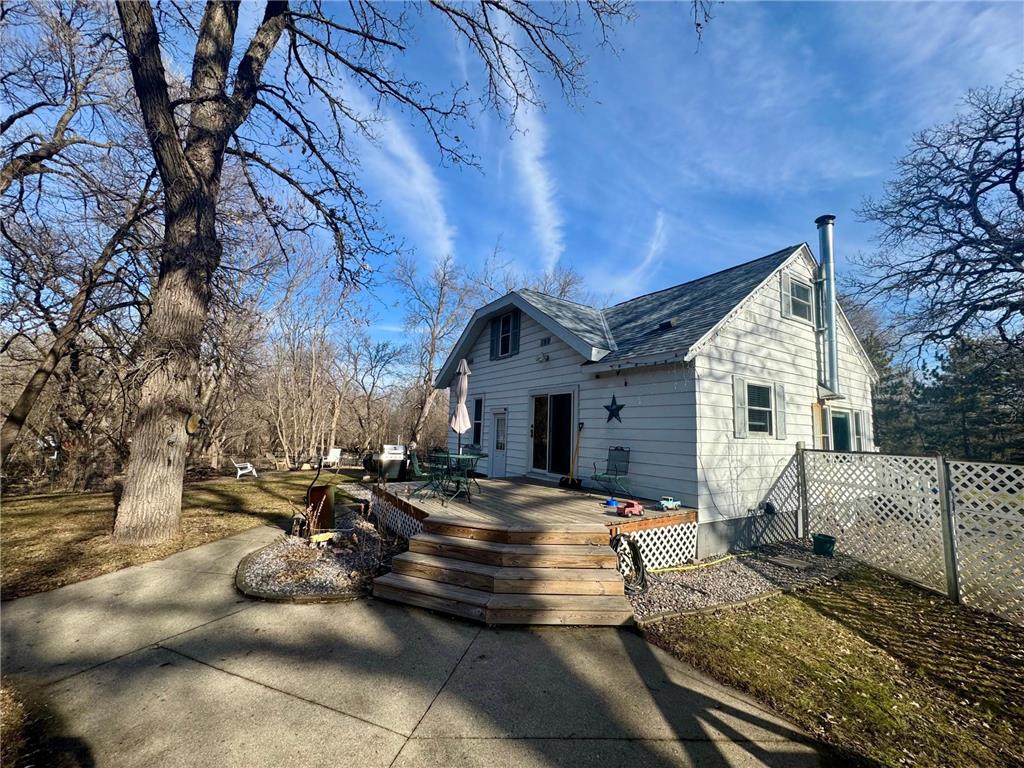 111 Lyndall Avenue Paynesville MN 56362 - Crow River 7036272 image1