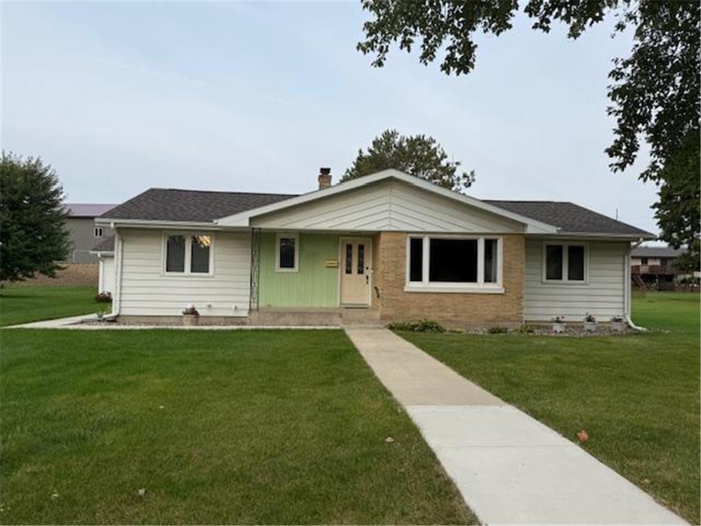 111 Mcphail Avenue N Caledonia MN 55921 6797379 image1