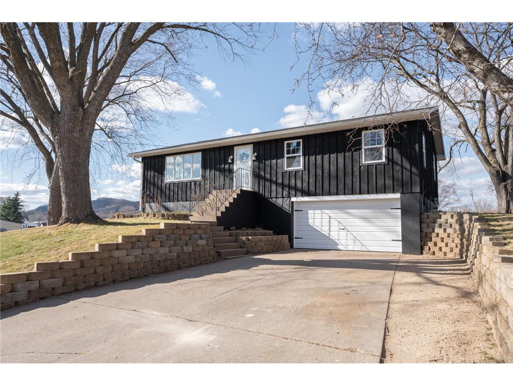 111 Minnesota Street Minnesota City MN 55959 6503739 image1