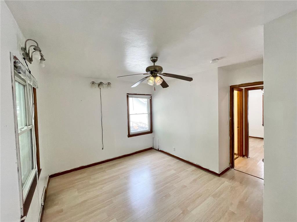 111 N Park Avenue Springfield MN 56087 6728794 image25