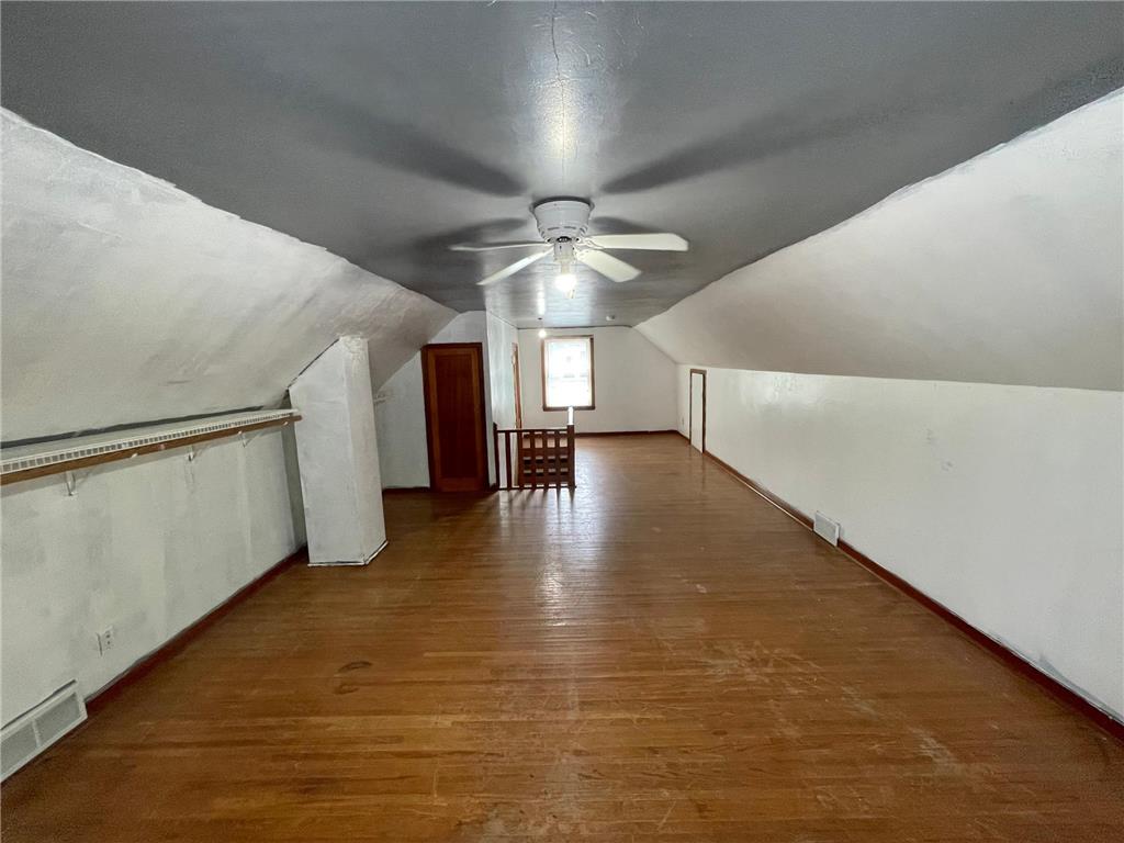 111 N Park Avenue Springfield MN 56087 6728794 image28