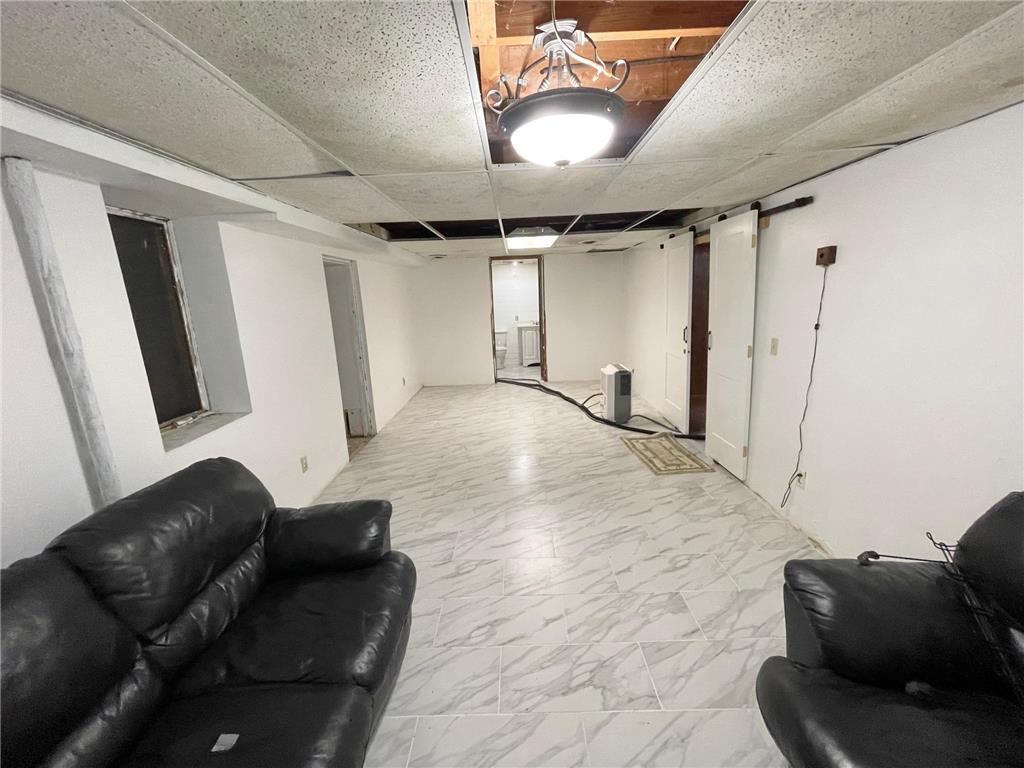 111 N Park Avenue Springfield MN 56087 6728794 image31