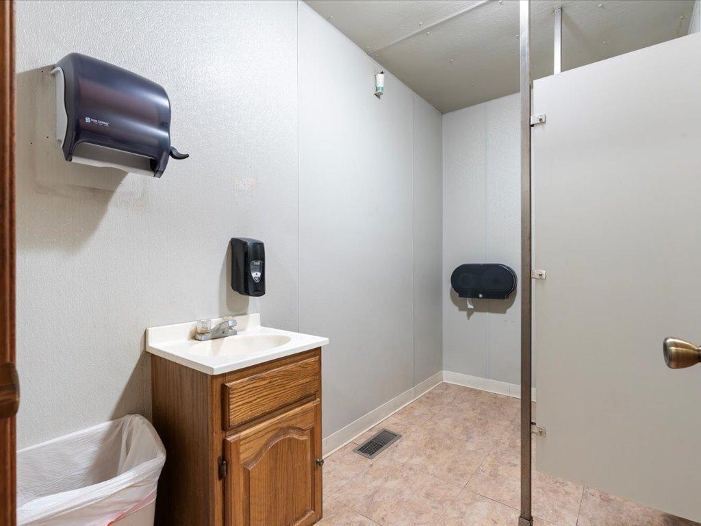 111 NE 1st Avenue Aldrich MN 56434 7021182 image19