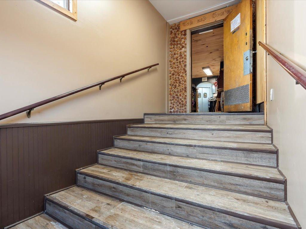 111 NE 1st Avenue Aldrich MN 56434 7021182 image8