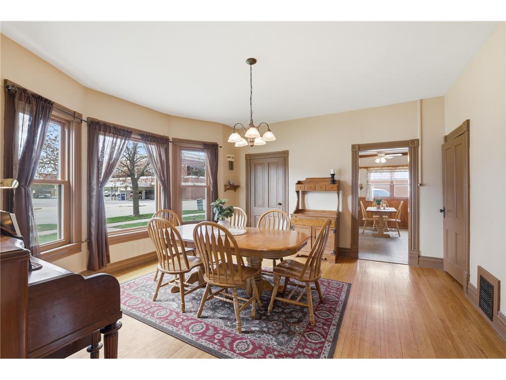 111 S Willow Street Belle Plaine MN 56011 7060394 image10