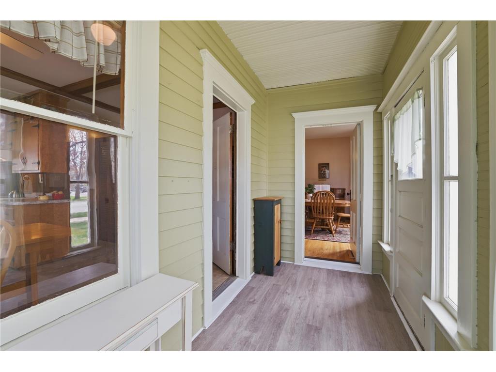 111 S Willow Street Belle Plaine MN 56011 7060394 image3