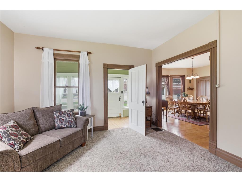 111 S Willow Street Belle Plaine MN 56011 7060394 image8