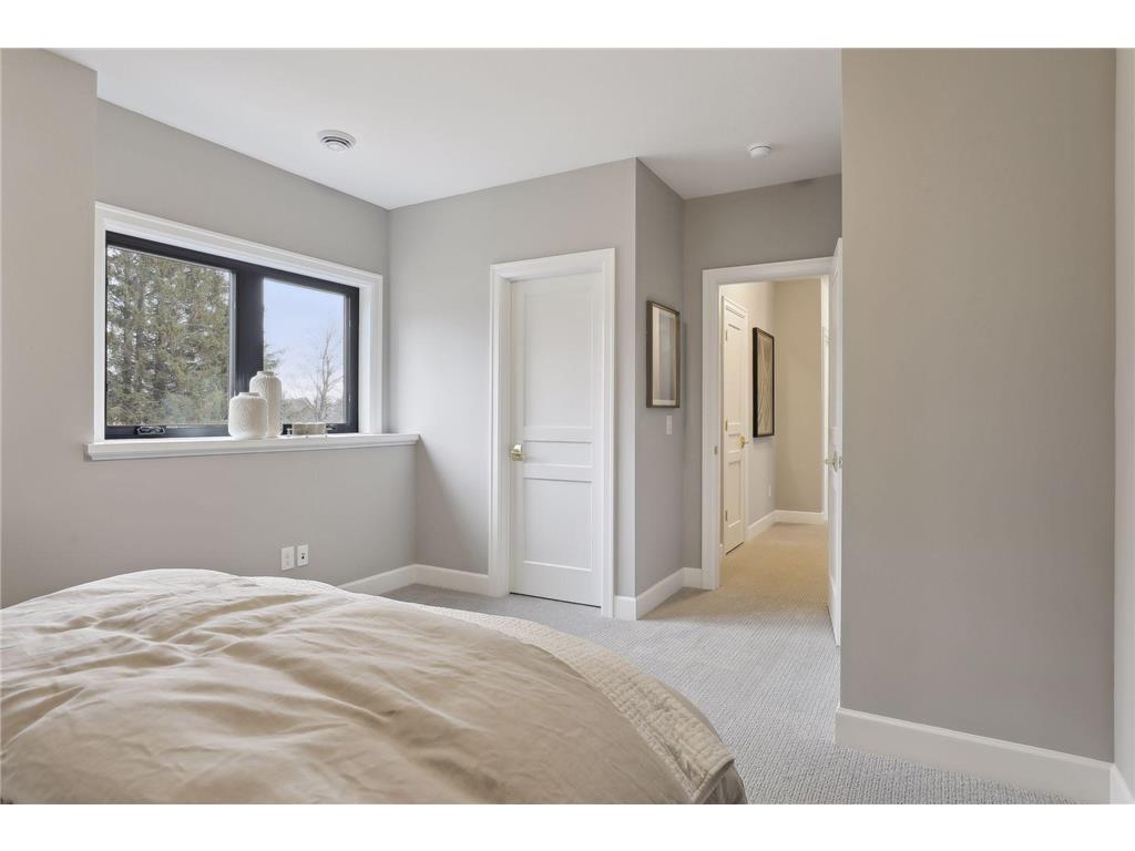 111 Spring Farm Road North Oaks MN 55127 6696371 image50