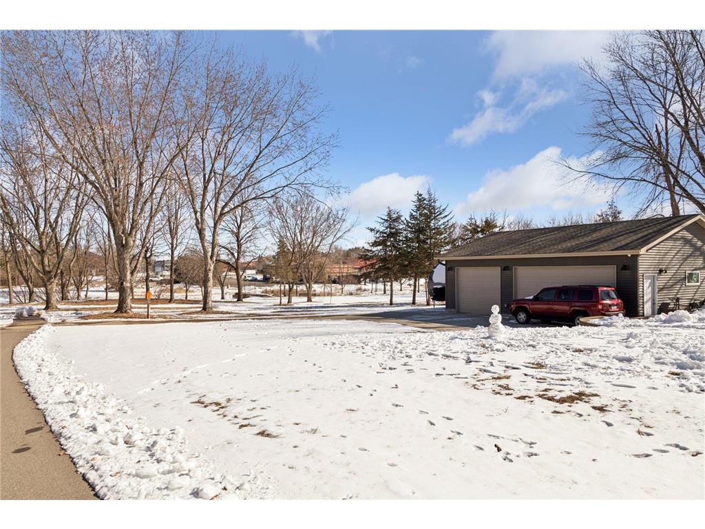 111 Sunrise Avenue N New Prague MN 56071 7027156 image32