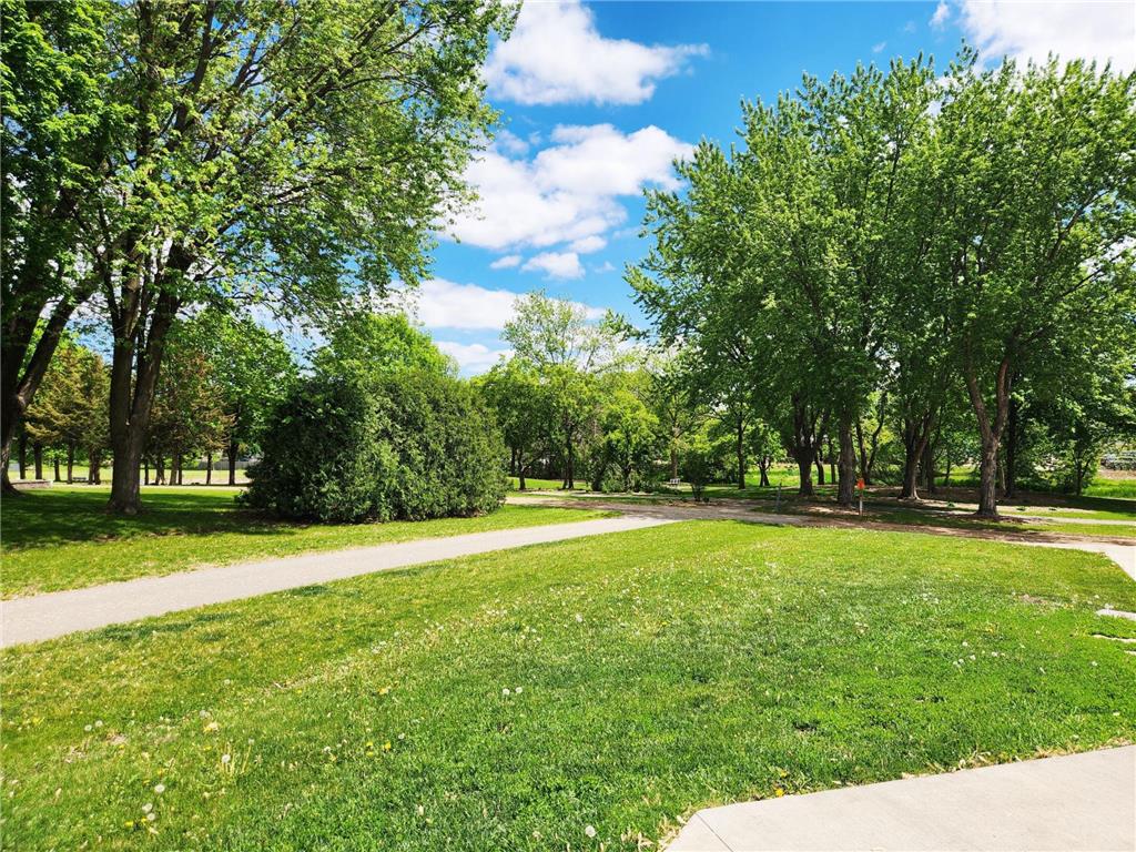 111 Sunrise Avenue N New Prague MN 56071 7074736 image4