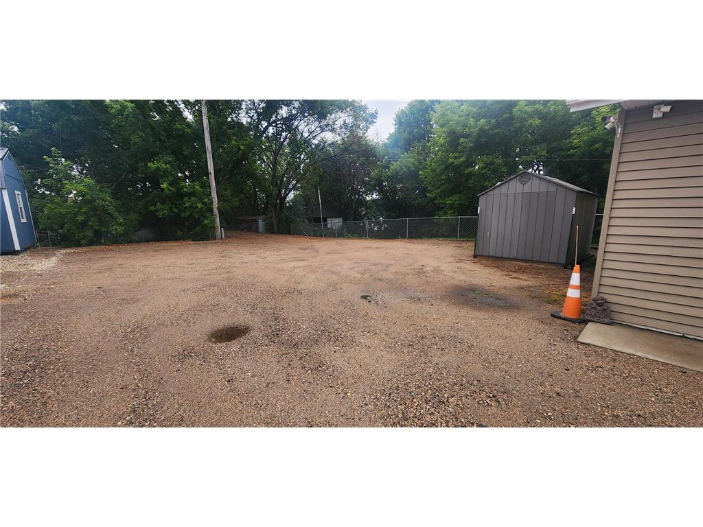 111 Union Street W Detroit Lakes MN 56501 7063987 image8