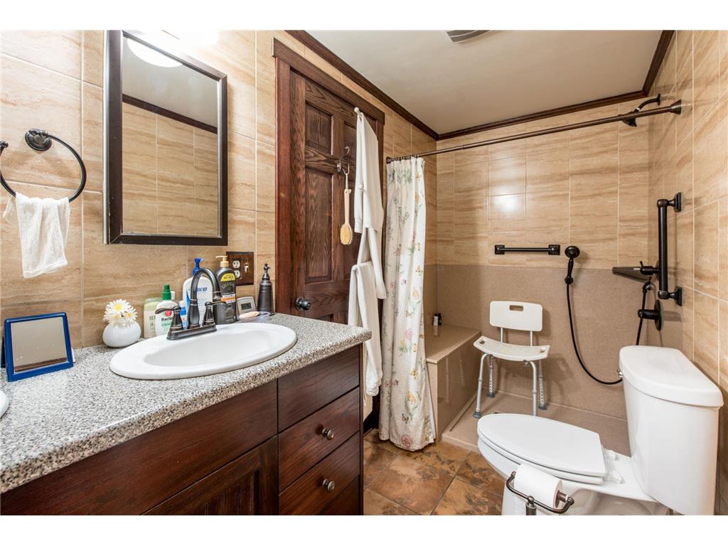 111 W 4th Street Morris MN 56267 - Crystal 7011393 image16