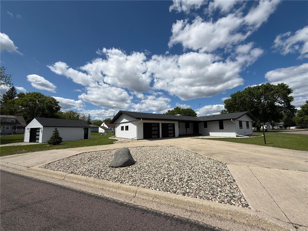 111 W Drache Avenue Buffalo Lake MN 55314 6728192 image1