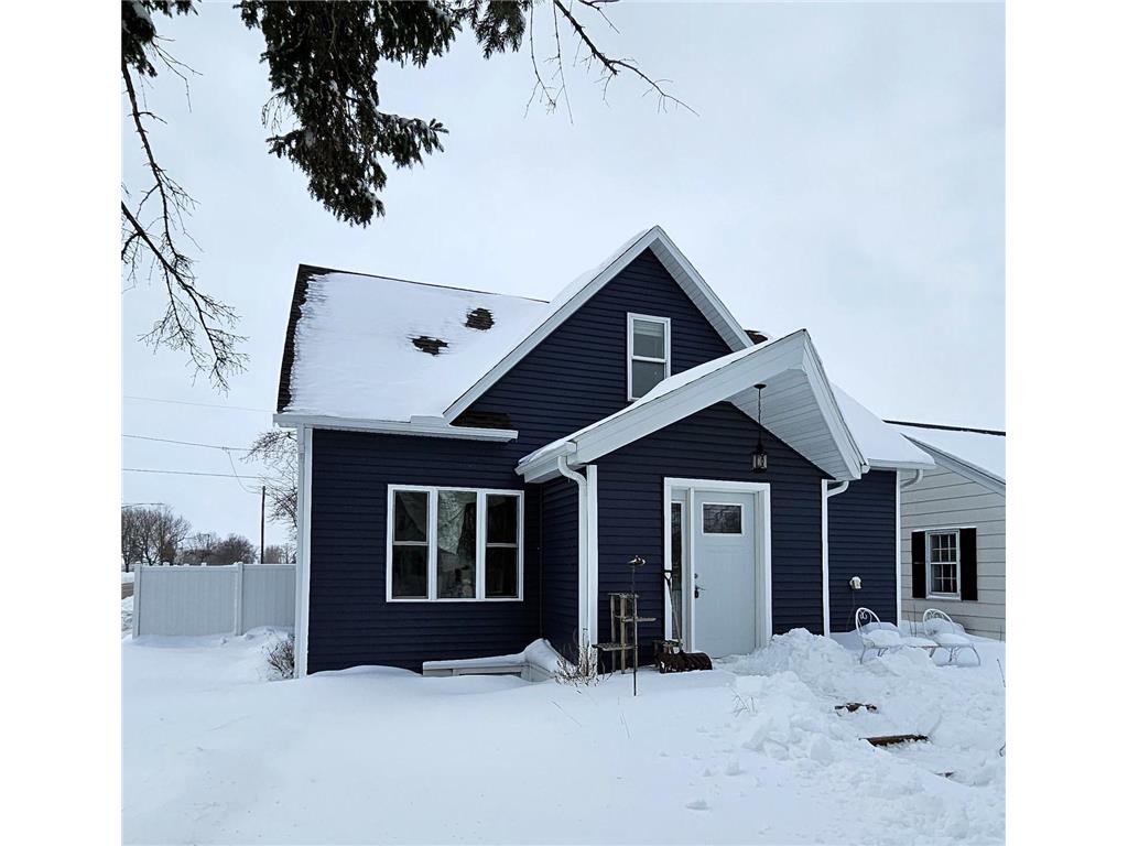 111 Western Avenue N Brooten MN 56316 6509634 image1