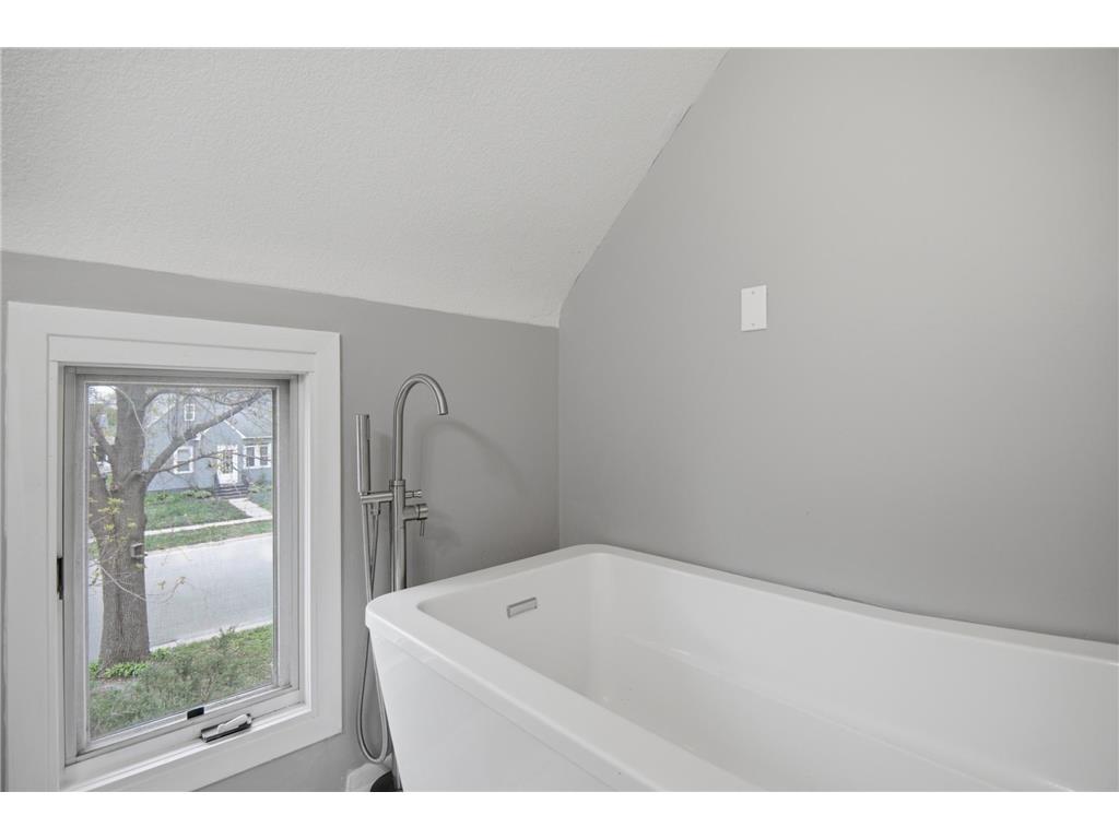 1110 5th Avenue NW Austin MN 55912 7069526 image22