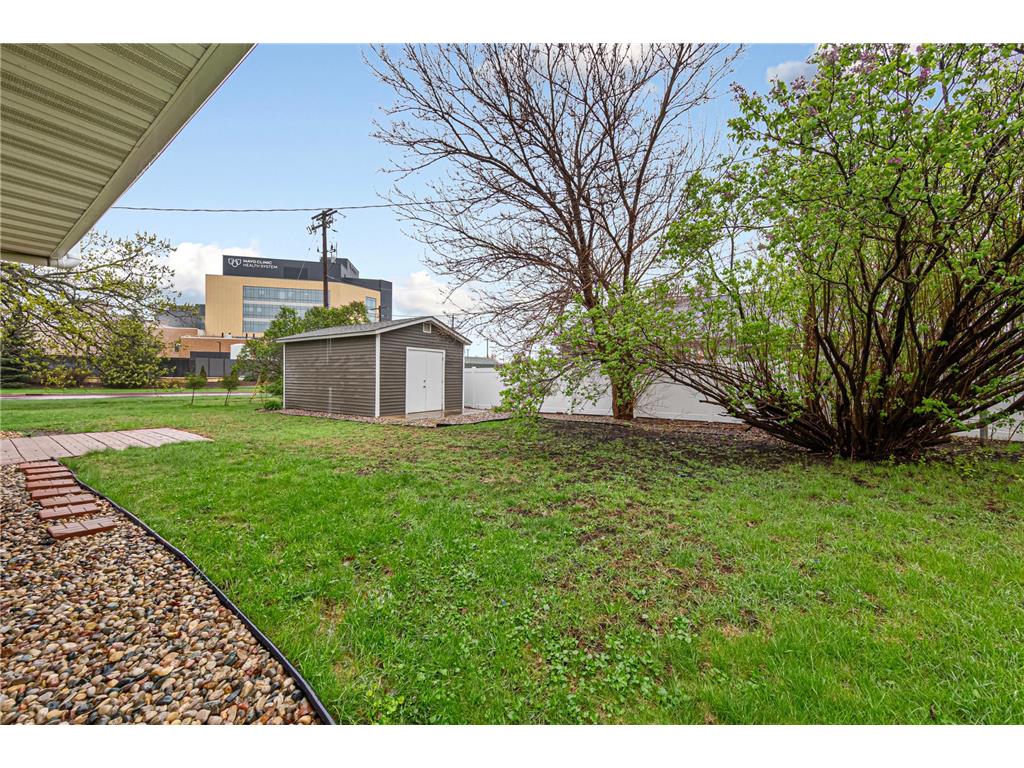 1110 Anderson Drive Mankato MN 56001 7061457 image43