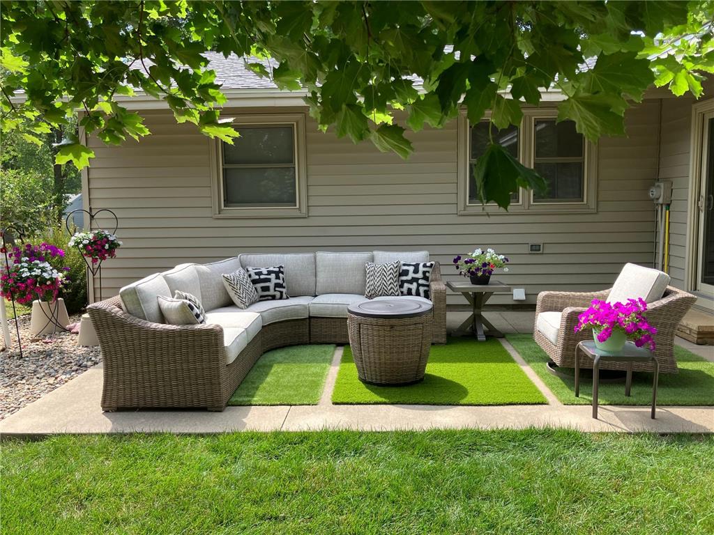 1110 Elmhurst Avenue Luverne MN 56156 6789777 image3