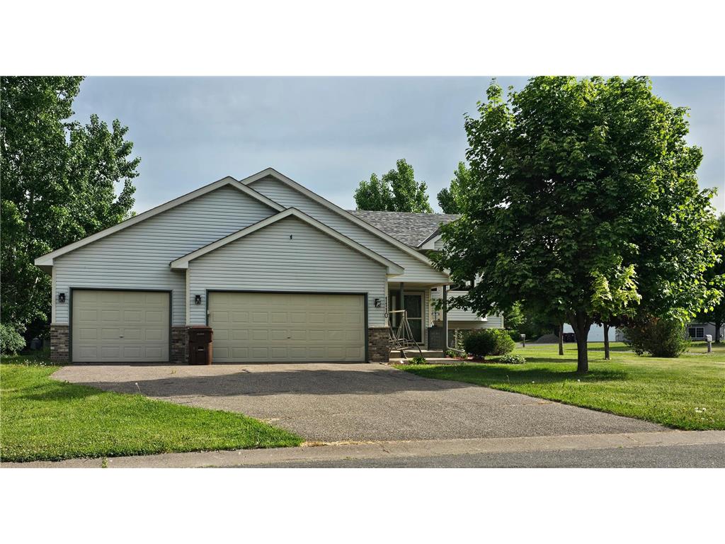1110 Hilltop Street Braham MN 55006 7081151 image1