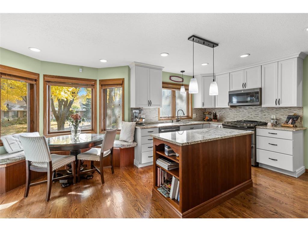 1110 Hollybrook Drive Wayzata MN 55391 6809982 image3