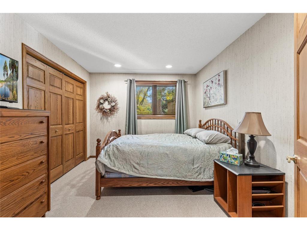 1110 Hollybrook Drive Wayzata MN 55391 6809982 image35