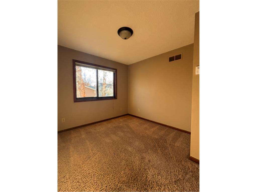 1110 Magnolia Ave Saint Paul MN 55106 7050438 image10