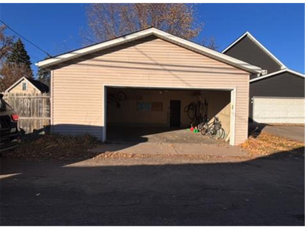 1110 Magnolia Ave Saint Paul MN 55106 7050438 image18