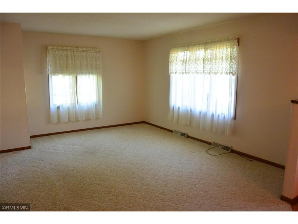 1110 Mcleod Avenue N Glencoe MN 55336 7085309 image10