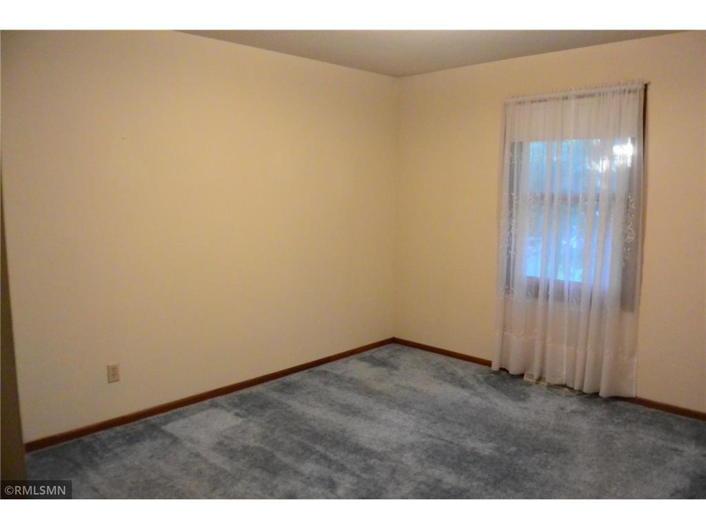 1110 Mcleod Avenue N Glencoe MN 55336 7085309 image15